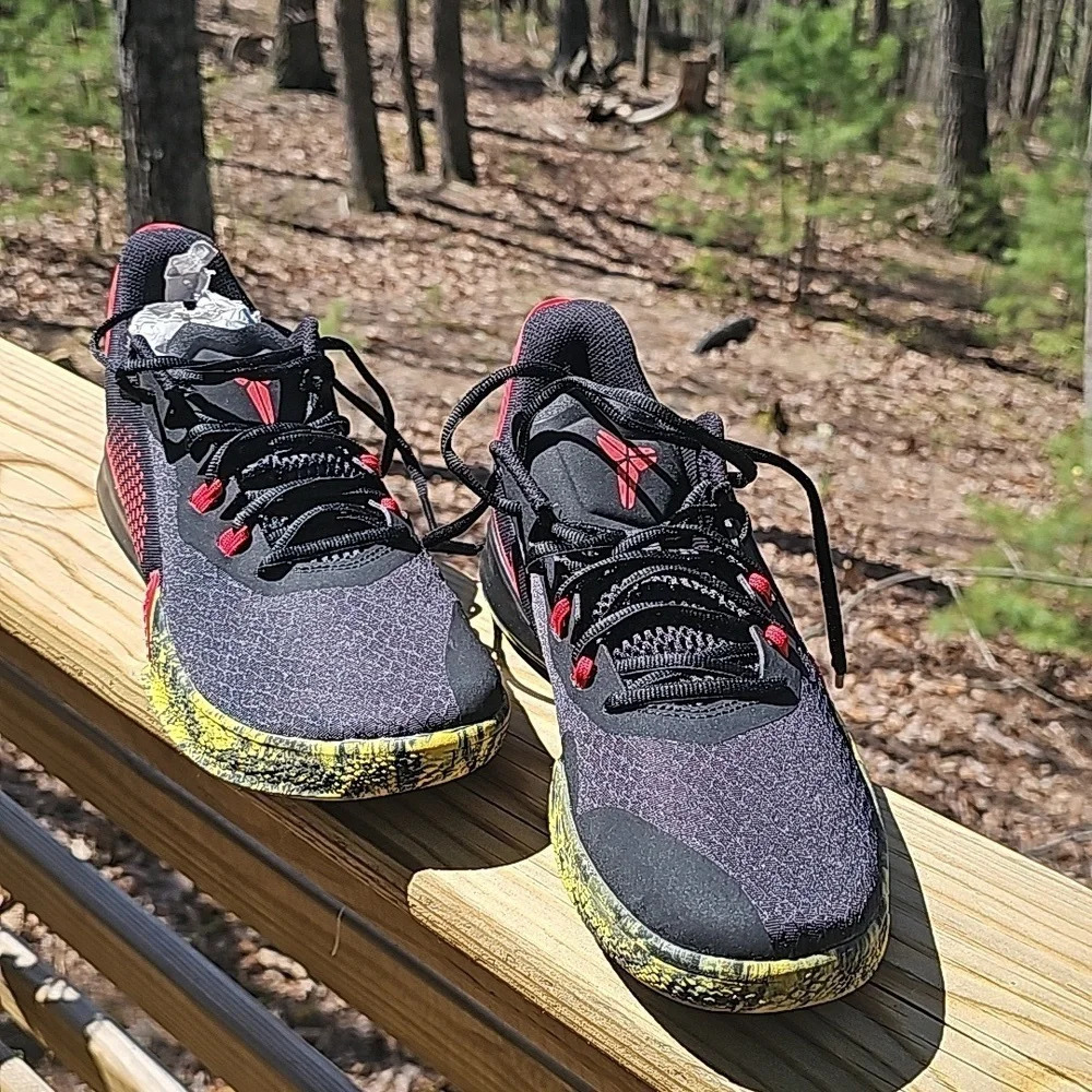 NIB Bruce Lee Mamba Fury size 8 - Picture 4 of 7
